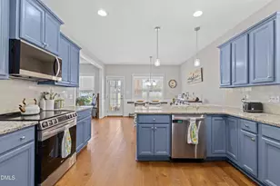 170 Chardonney Dr, Clayton, NC 27520 - Photo 11