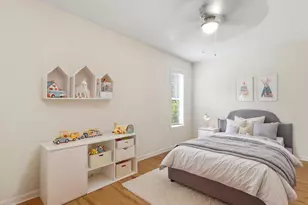 332 Ashley Forest Rd, Chapel Hill, NC 27514 - Photo 5