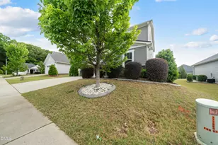 105 Autumn Crest Ln, Fuquay-Varina, NC 27526 - Photo 3