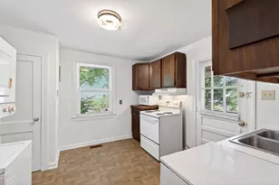 2316 Bedford Ave, Raleigh, NC 27607 - Photo 7