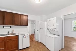 2316 Bedford Ave, Raleigh, NC 27607 - Photo 9