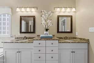105 Tavernelle Pl, Cary, NC 27519 - Photo 15