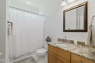 105 Tavernelle Pl, Cary, NC 27519 - Photo 17