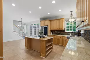 105 Tavernelle Pl, Cary, NC 27519 - Photo 9