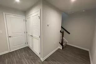 1004 Channing Park Cir, Cary, NC 27519 - Photo 3