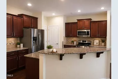 249 Kylemore Circle, Cary, NC 27513 - Photo 5