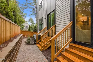 811 Maple Berry Ln, Raleigh, NC 27607 - Photo 37