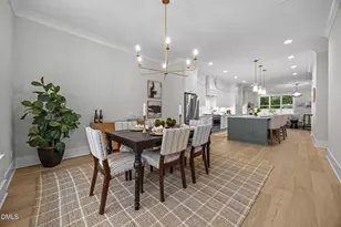 811 Maple Berry Ln, Raleigh, NC 27607 - Photo 5