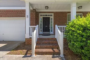 104 Leafy Holly Dr, Holly Springs, NC 27540 - Photo 3