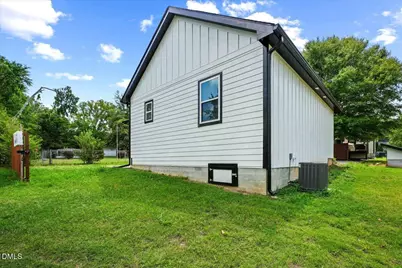 3241 Rowena Avenue, Durham, NC 27703 - Photo 9