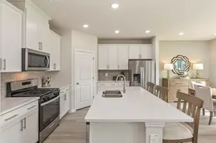 77 Thistle Patch Pl, Angier, NC 27501 - Photo 5