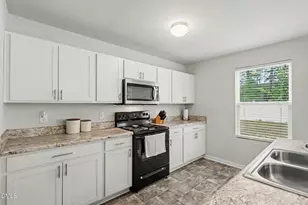 149 Maple Tree Ln, Clayton, NC 27527 - Photo 13