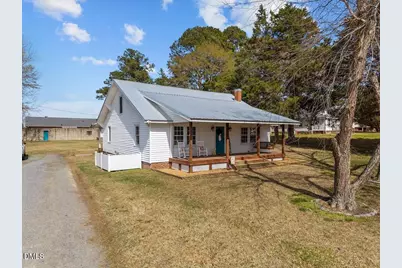 301 E Wilson Street, Macclesfield, NC 27852 - Photo 3