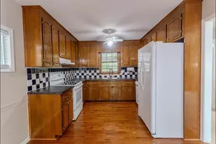 906 Andersonwood Dr, Fuquay Varina, NC 27526 - Photo 11