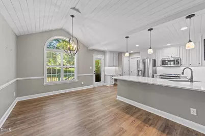 6820 Oviedo Drive, Raleigh, NC 27603 - Photo 15