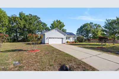 47 Ascott Circle, Smithfield, NC 27577 - Photo 5
