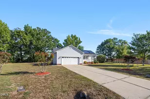 47 Ascott Cir, Smithfield, NC 27577 - Photo 5