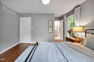 301 Woodhaven Rd, Chapel Hill, NC 27514 - Photo 25