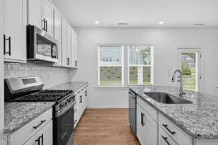 526 Claftin St, Sanford, NC 27330 - Photo 7