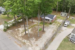 409 Clifton Rd, Rocky Mount, NC 27804 - Photo 3