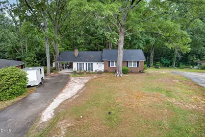118 Castle Circle, Smithfield, NC 27577 - Photo 5