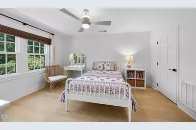 5400 Sweetbriar Drive, Raleigh, NC 27609 - Photo 25