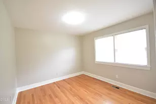 1011 S 1st St, Smithfield, NC 27577 - Photo 23