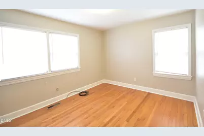 1011 S 1st Street, Smithfield, NC 27577 - Photo 27