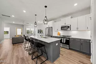 138 Weavers Grv Dr, Chapel Hill, NC 27514 - Photo 11