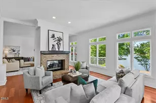 81002 Alexander, Chapel Hill, NC 27517 - Photo 5