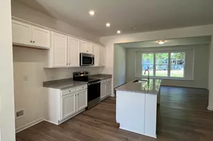 1404 Cooper St, Sanford, NC 27330 - Photo 5