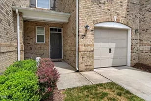 412 Longchamp Ln, Cary, NC 27519 - Photo 3