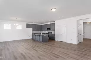 529 Highview Dr, Benson, NC 27504 - Photo 7