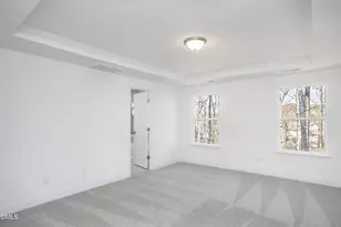 576 Highview Dr, Benson, NC 27504 - Photo 9