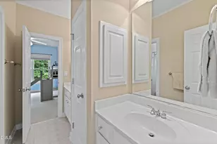 400 Allenhurst Pl, Cary, NC 27518 - Photo 29