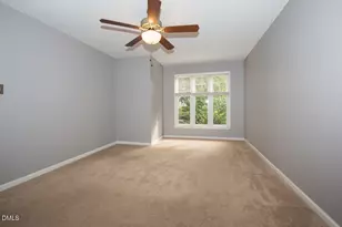 1061 Wirewood Dr, Raleigh, NC 27605 - Photo 9