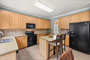 7400 Silver View Ln, Raleigh, NC 27613 - Photo 13