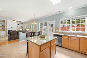 7400 Silver View Ln, Raleigh, NC 27613 - Photo 15