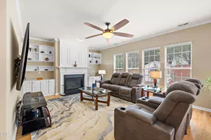 7400 Silver View Ln, Raleigh, NC 27613 - Photo 17