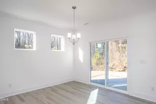 701 Highview Dr, Benson, NC 27504 - Photo 9