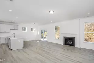 701 Highview Dr, Benson, NC 27504 - Photo 5
