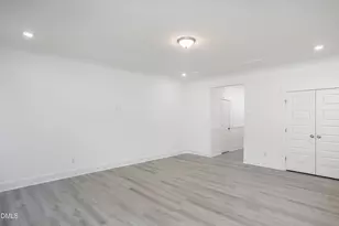 701 Highview Dr, Benson, NC 27504 - Photo 3