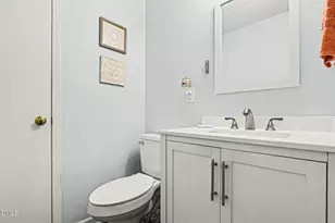 3228 Old Oak Ln, Hope Mills, NC 28348 - Photo 17