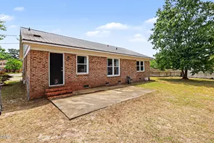 3228 Old Oak Ln, Hope Mills, NC 28348 - Photo 21
