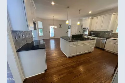 200 Circle On The Green Green, Cary, NC 27519 - Photo 5