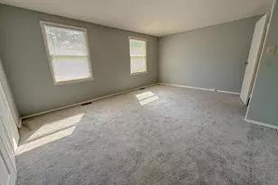 7718 Kelley Ct, Raleigh, NC 27615 - Photo 9
