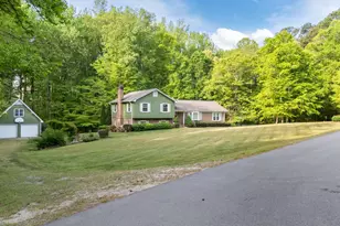 228 Hunters Ridge Rd, Henderson, NC 27537 - Photo 5
