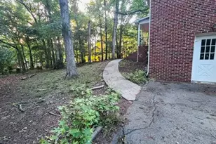 4411 Rhew Dr, Durham, NC 27704 - Photo 5