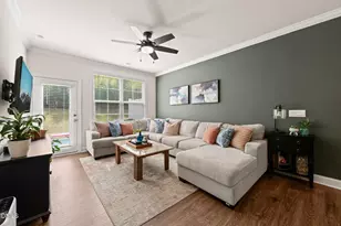 2103 Cherry Top Dr, Fuquay-Varina, NC 27526 - Photo 5