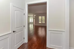 242 Hales Wood Rd, Chapel Hill, NC 27517 - Photo 5